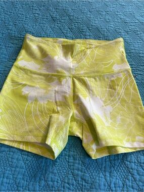 JoyLab Lime Floral High-Rise Bike Shorts